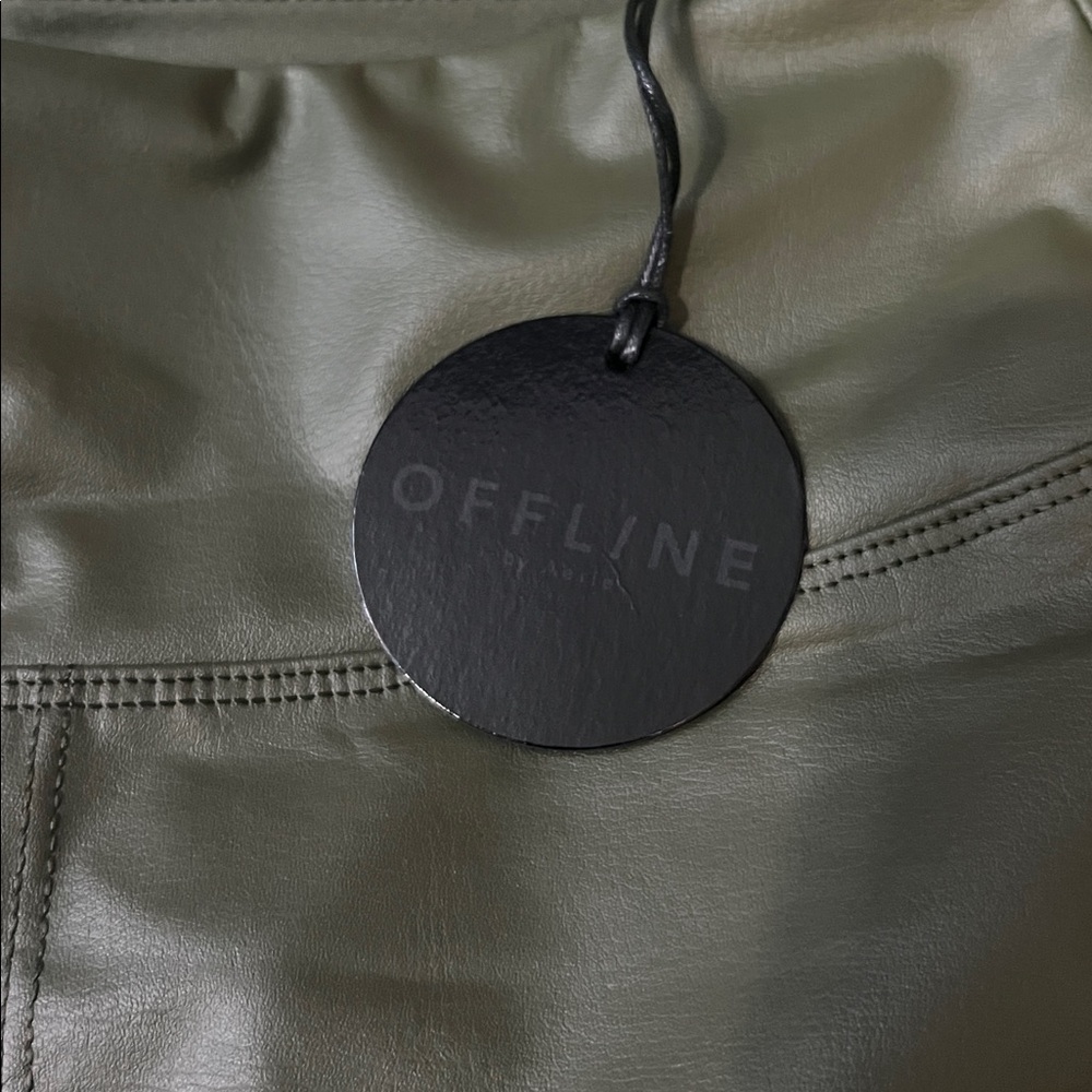 Aerie OFFLINE Olive Faux Leather Real Luxe Leggings NWT - Picture 6 of 11